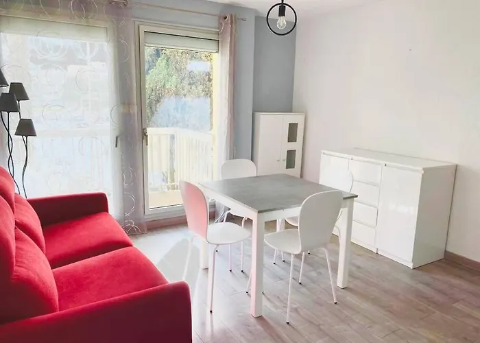 Pour 4 Vue Sur La Marina De