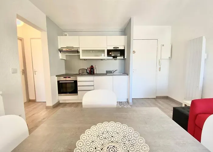 Apartamento Pour 4 Vue Sur La Marina De